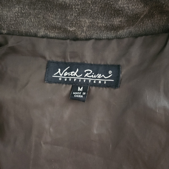 Women's Gray Denim Vest - Picture 3 of 4